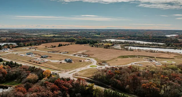 $131,990 | Lt4 West Lt4 W Talbots Woods Drive, Oconomowoc, WI 53066