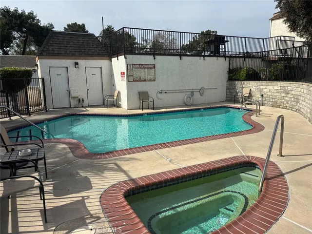 $520,000 | 950 West Lambert Road, Unit 4, La Habra, CA 90631