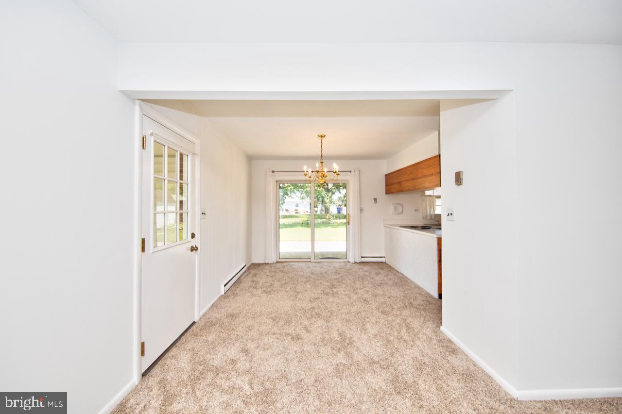 807 Falconer Road Joppa, MD 21085 - Photo 5 of 22 Dining room