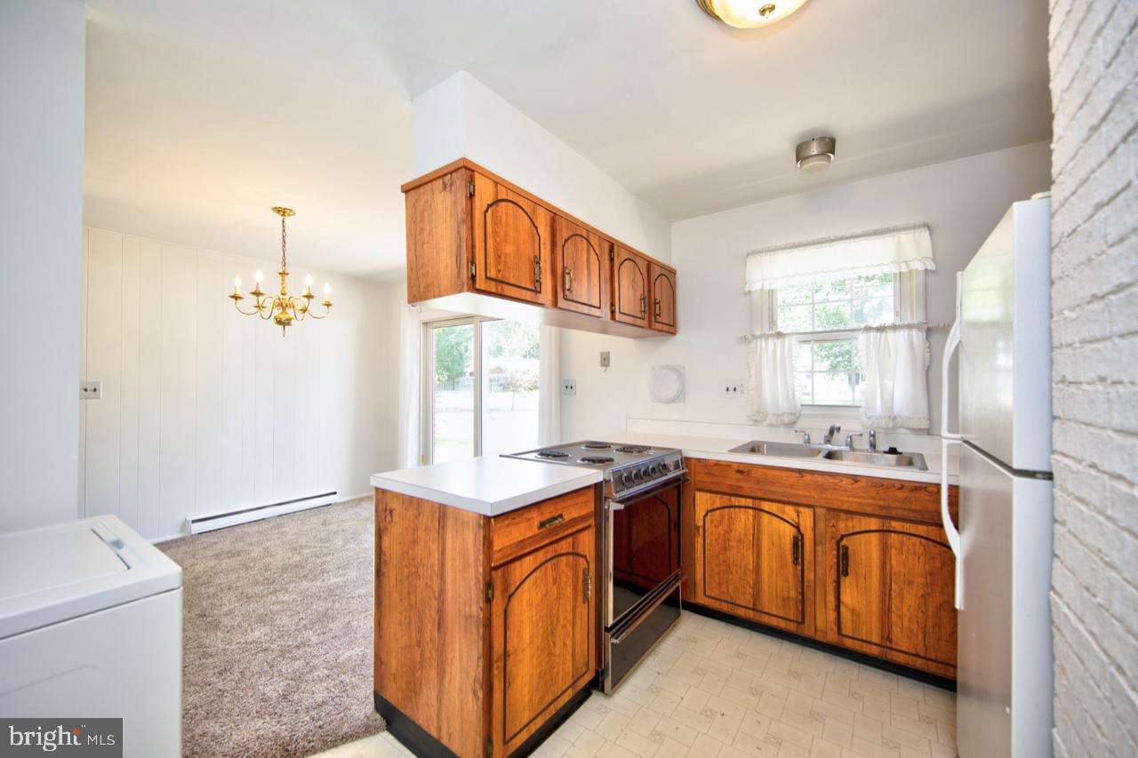 807 Falconer Road Joppa, MD 21085 - Photo 9 of 22 Kitchen