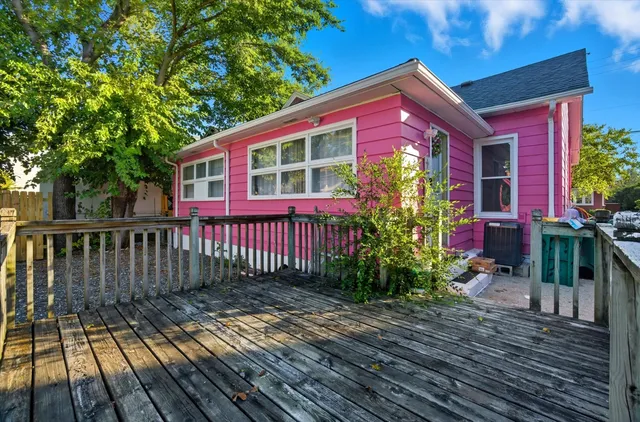 $249,900 | 215 Parks Avenue, Joliet, IL 60432