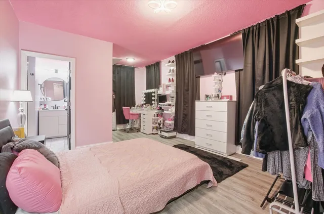 $249,900 | 215 Parks Avenue, Joliet, IL 60432