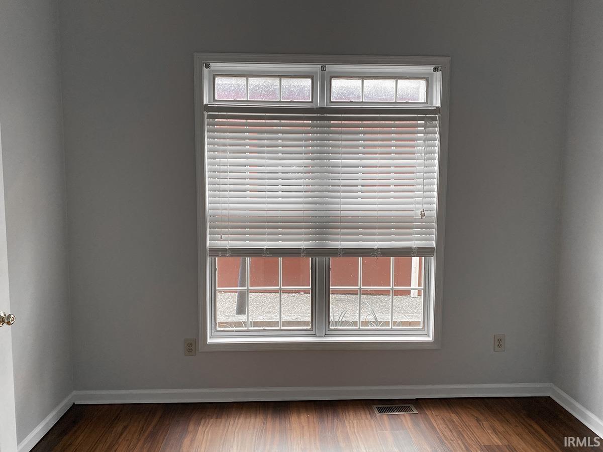 111 East 6th Street, Unit D Bloomington, IN 47404 - Photo 12 of 25