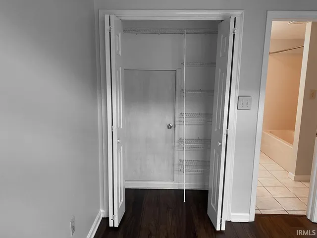 $1,800 | 111 East 6th Street, Unit D, Bloomington, IN 47408