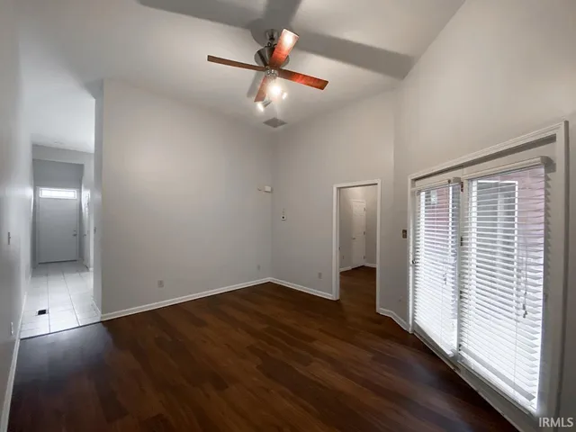 $1,800 | 111 East 6th Street, Unit D, Bloomington, IN 47408