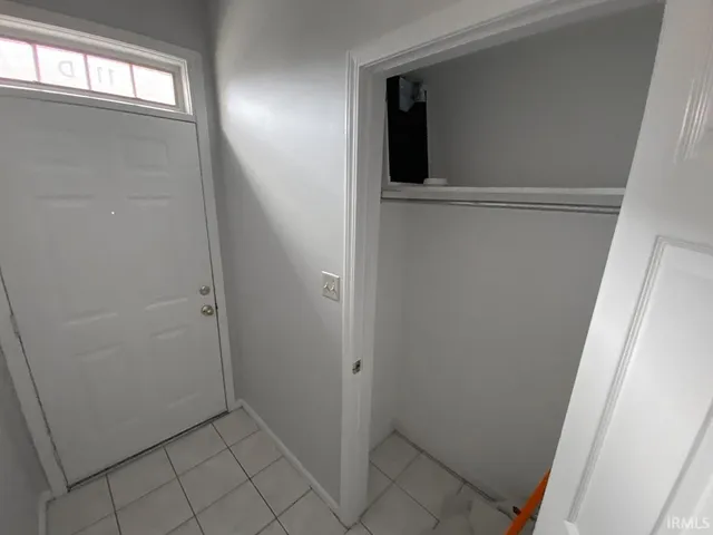 $1,800 | 111 East 6th Street, Unit D, Bloomington, IN 47408