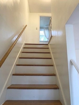 29 Vinald Road, Unit 1 Medfield, MA 02052 - Photo 5 of 17