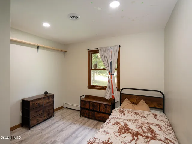 $369,000 | 1709 Julianne Drive, Schodack, NY 12033