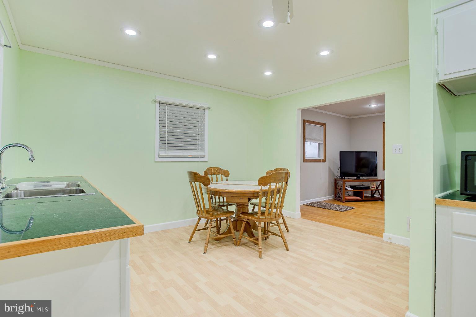 1248 Sulphur Spring Road Baltimore, MD 21227 - Photo 19 of 28 Gallery Image 19