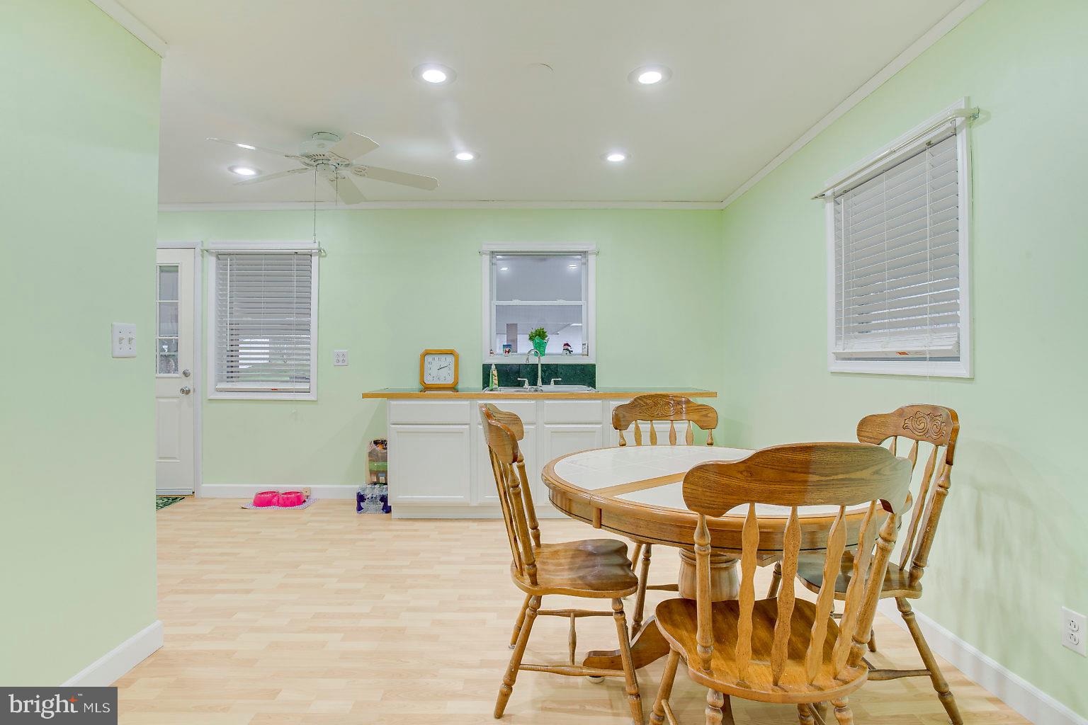 1248 Sulphur Spring Road Baltimore, MD 21227 - Photo 20 of 28 Gallery Image 20