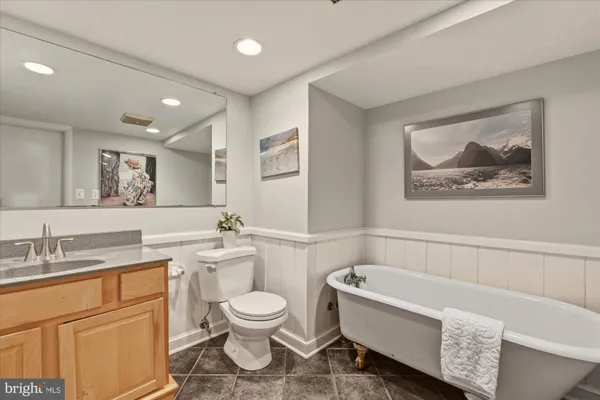 $1,995,000 | 6108 Vernon Terrace, Alexandria, VA 22307