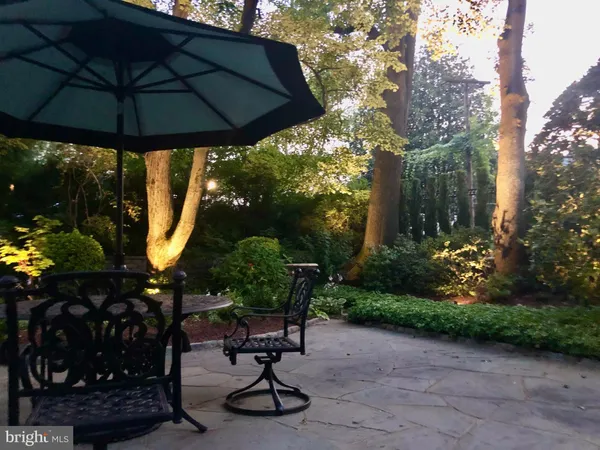 $1,995,000 | 6108 Vernon Terrace, Alexandria, VA 22307