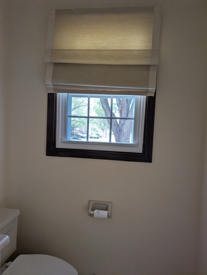 1535 Wedgefield Circle, Unit 1535 Naperville, IL 60563 - Photo 18 of 46 a bathroom with a toilet