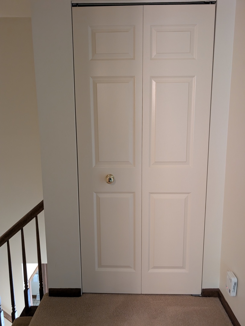 1535 Wedgefield Circle, Unit 1535 Naperville, IL 60563 - Photo 21 of 46 a view of empty room