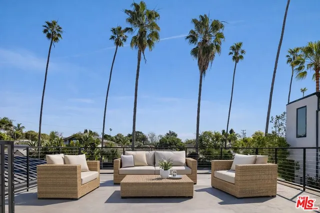 $3,888,000 | 913 Milwood Avenue, Venice, CA 90291