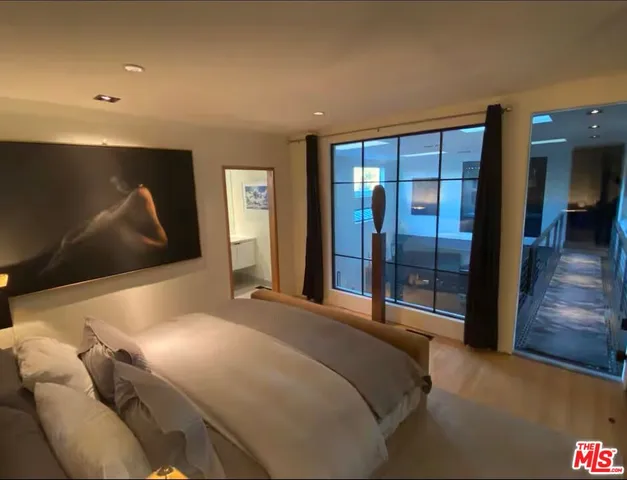 $3,888,000 | 913 Milwood Avenue, Venice, CA 90291