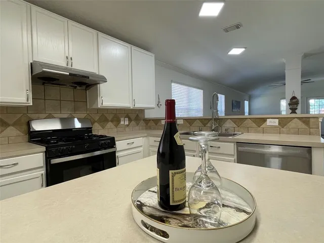 $2,200 | 17438 Prospect Meadows Drive, Houston, TX 77095