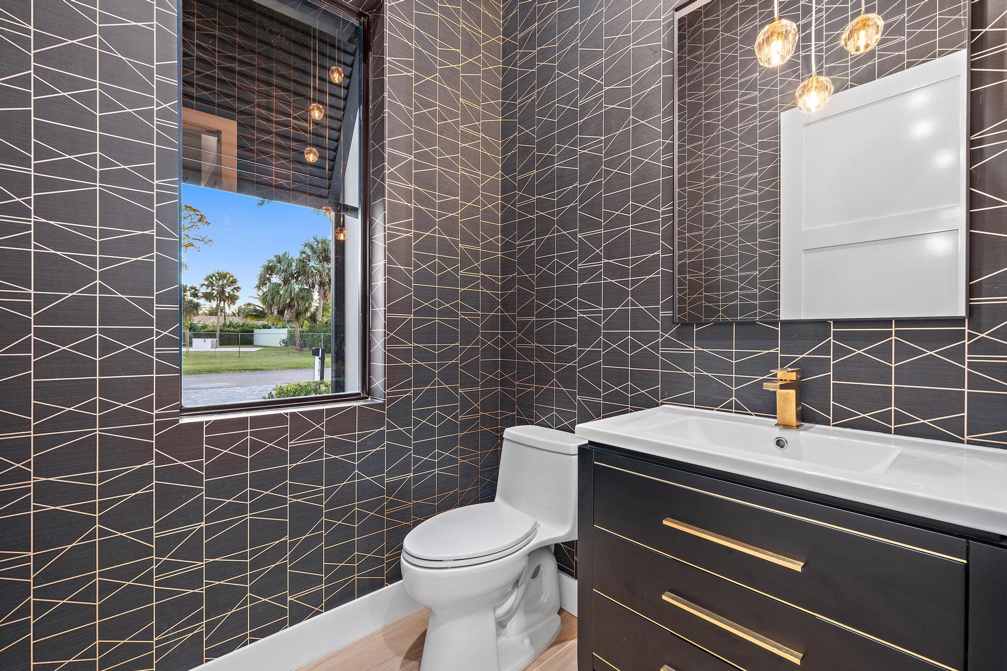 5701 Old Orange Road Jupiter, FL 33458 - Photo 24 of 51 Guest Half Bath