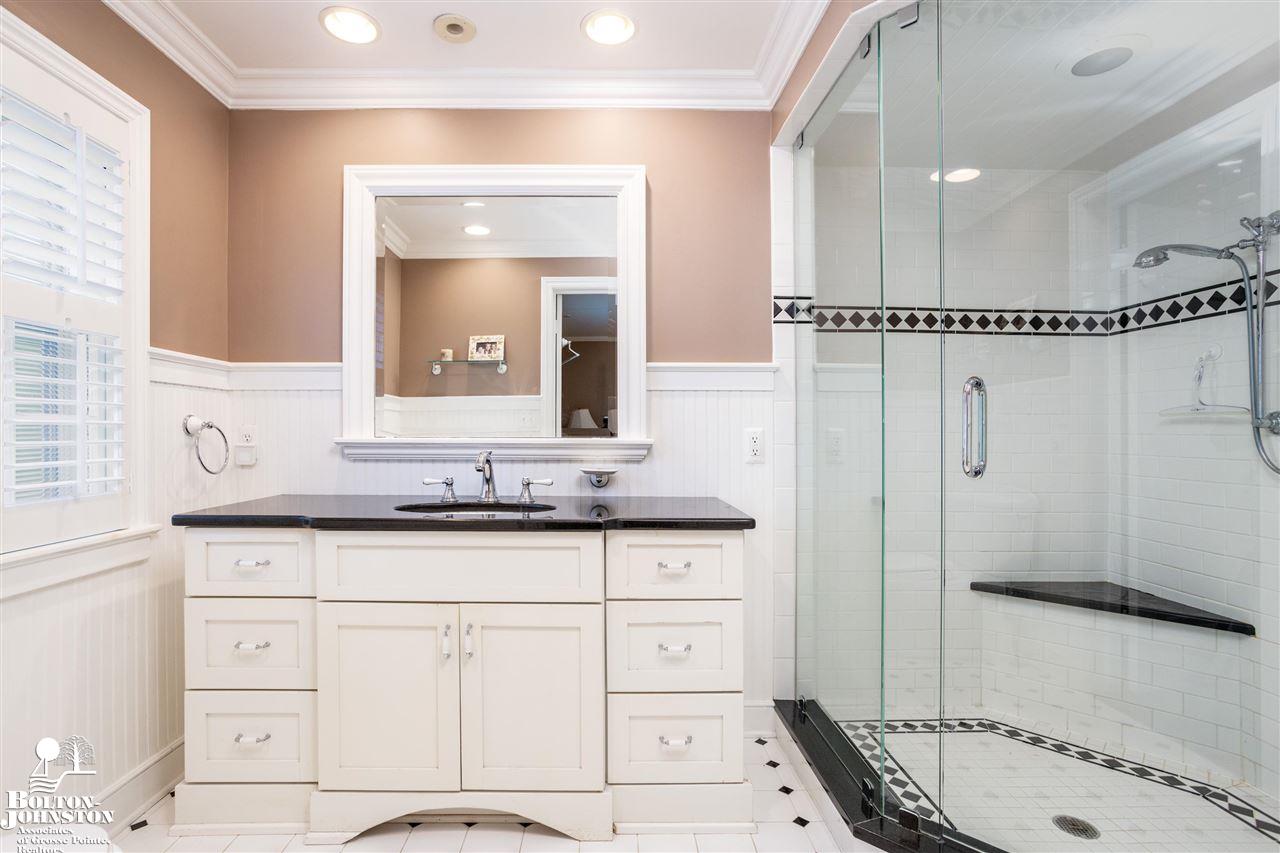 661 Washington Road Grosse Pointe, MI 48230 - Photo 21 of 39