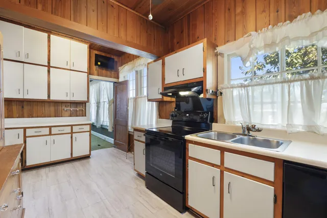 $425,000 | 3310 Alta Vista Drive, Chattanooga, TN 37411