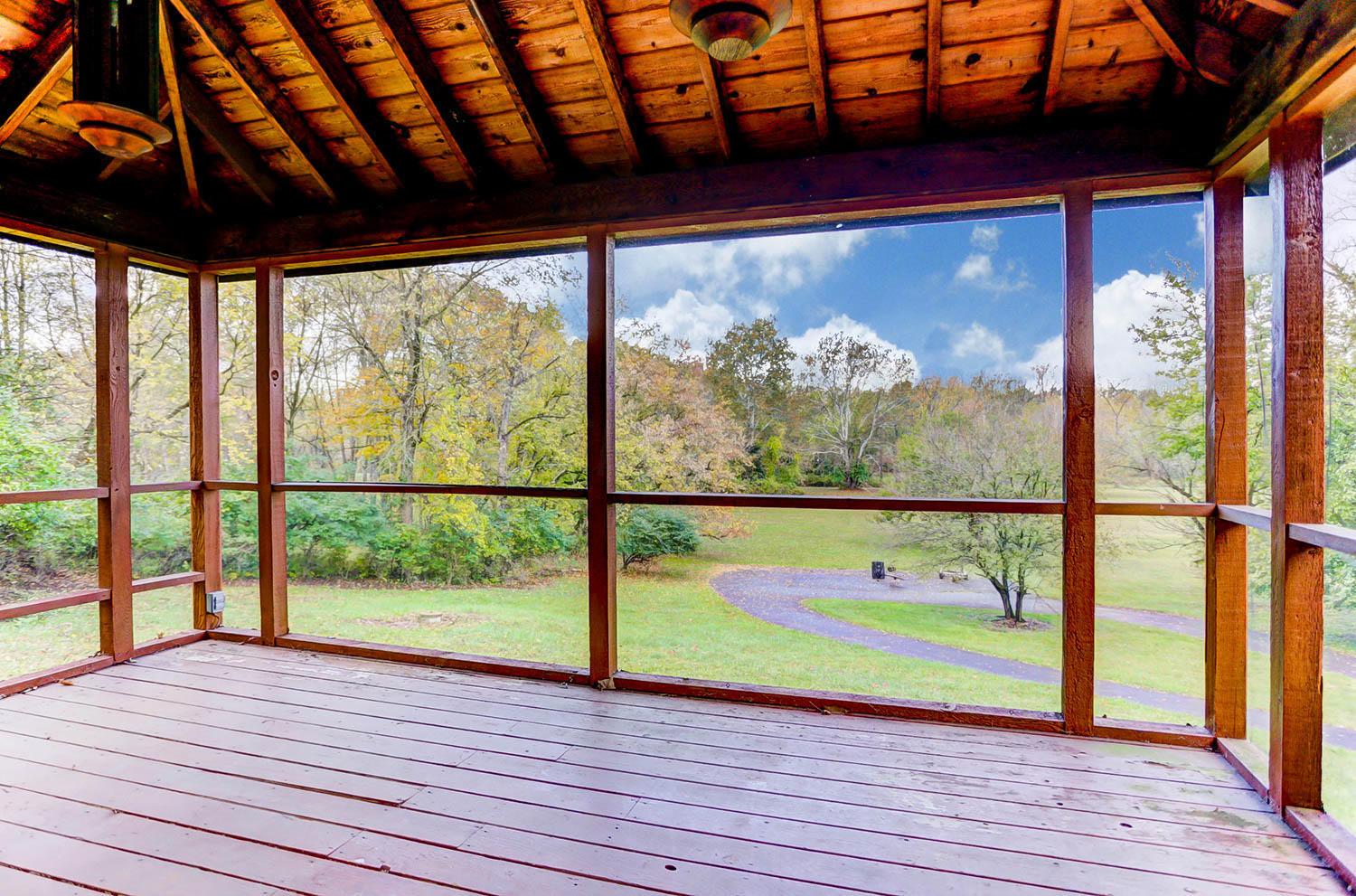 4055 Sunbury Road Columbus, OH 43219 - Photo 1 of 61 Gallery Image 1
