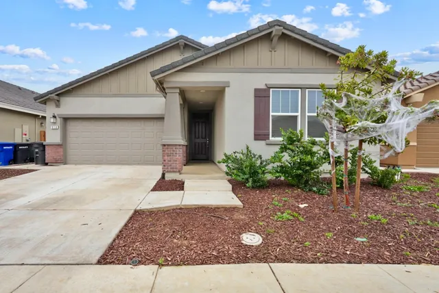 $535,000 | 918 Cumbria Lane, Patterson, CA 95363