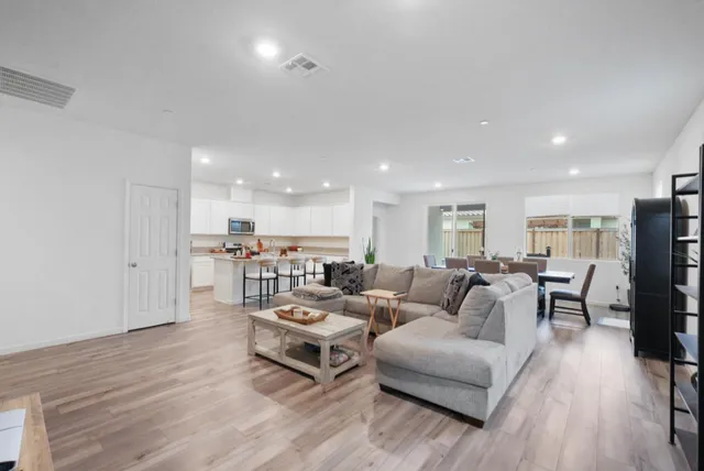 $535,000 | 918 Cumbria Lane, Patterson, CA 95363