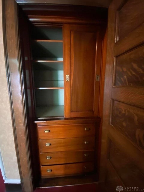 1215 East High Street Springfield, OH 45505 - Photo 38 of 52