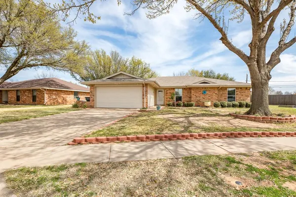 $342,000 | 3 Four Sixes Circle, Wichita Falls, TX 76308