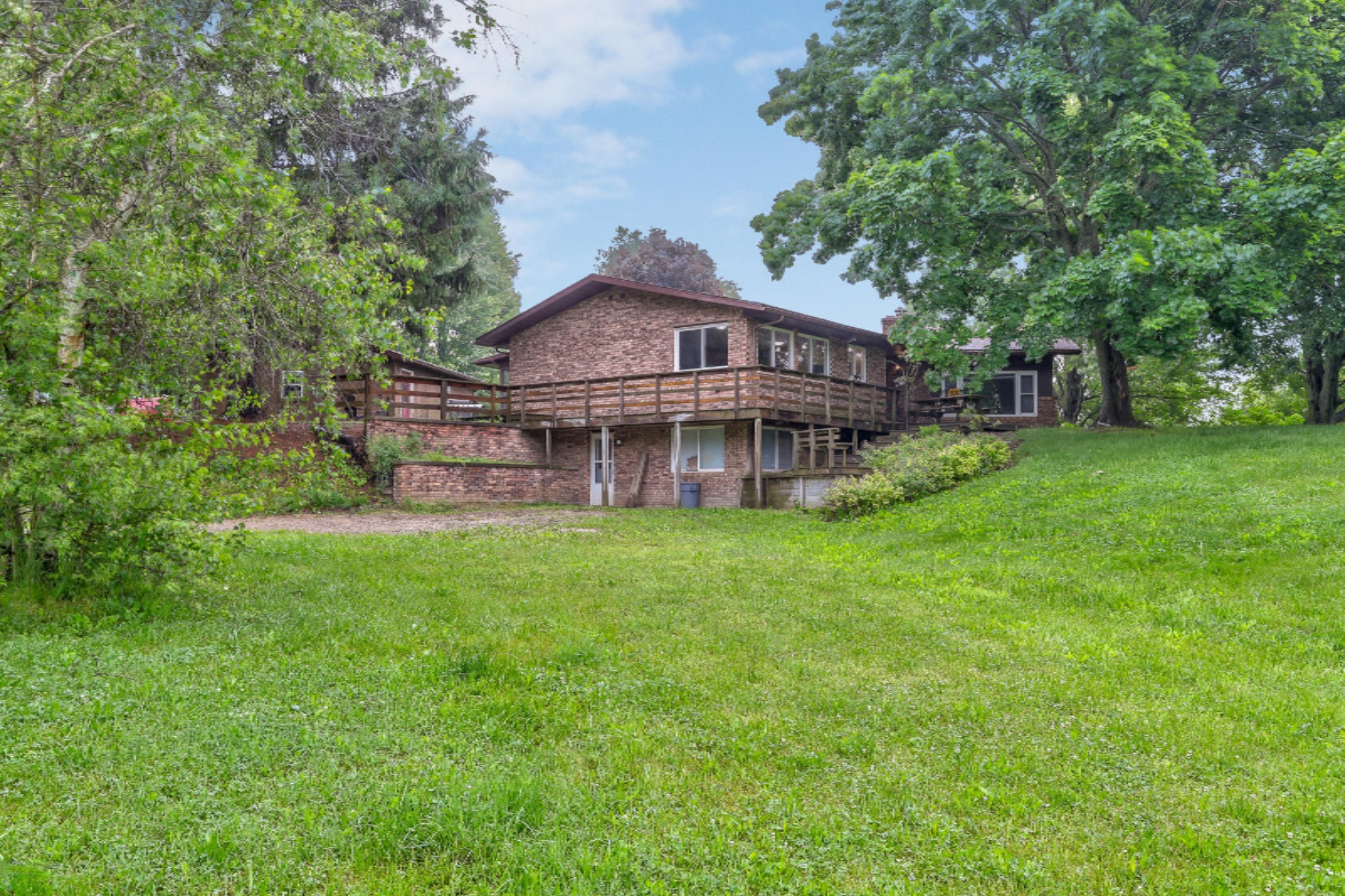 3383 Clawson Road Dowagiac, MI 49047 - Photo 4 of 35 Camp House-34