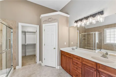 $484,900 | 13322 Pennsylvania Court, Kansas City, MO 64145