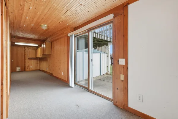 $495,000 | 570 Riverview Drive, Marshall, WI 53559