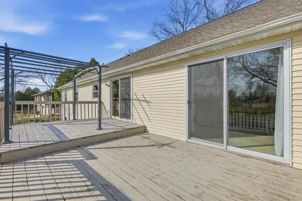 $495,000 | 570 Riverview Drive, Marshall, WI 53559