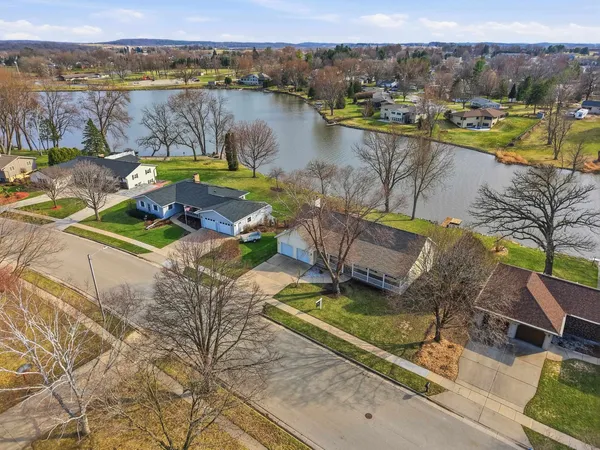$495,000 | 570 Riverview Drive, Marshall, WI 53559