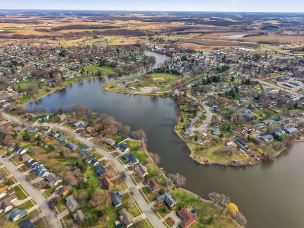 $495,000 | 570 Riverview Drive, Marshall, WI 53559