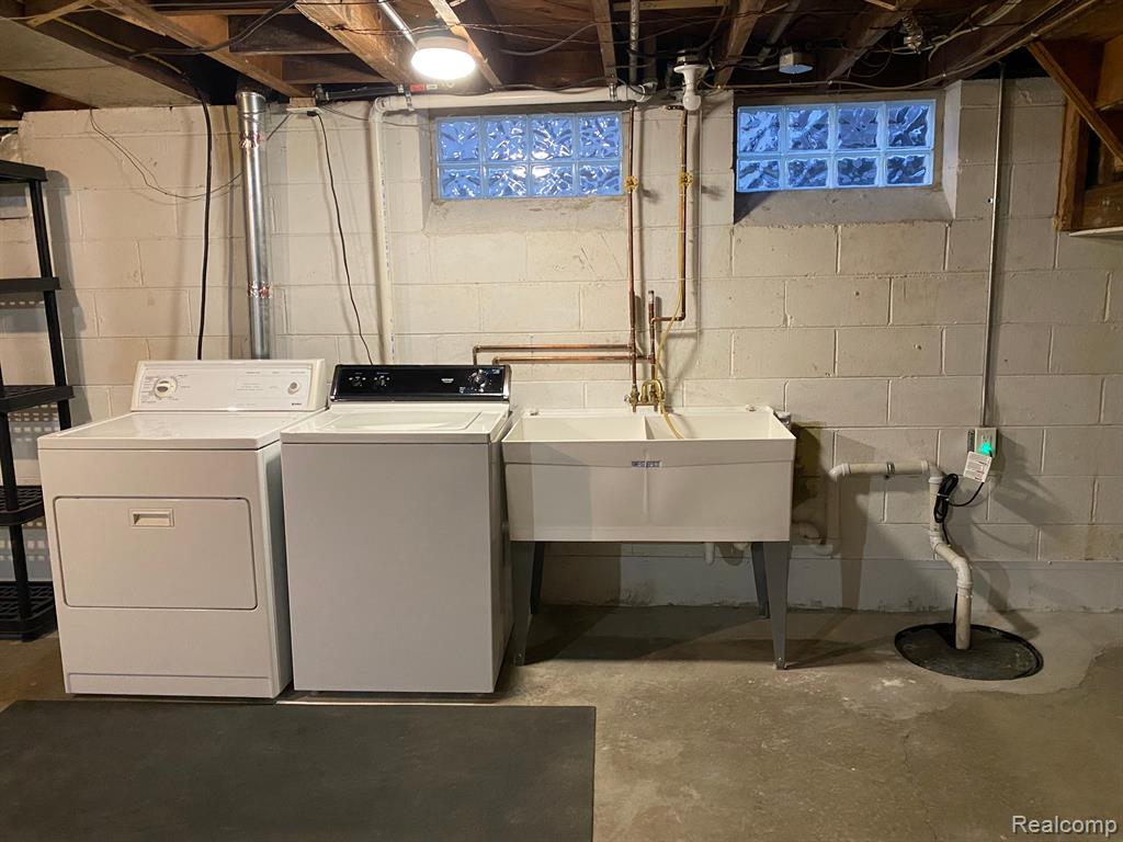 786 Cambridge Road Berkley, MI 48072 - Photo 20 of 22