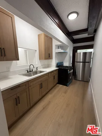 $9,995 | 4501 South Budlong Avenue, Los Angeles, CA 90037