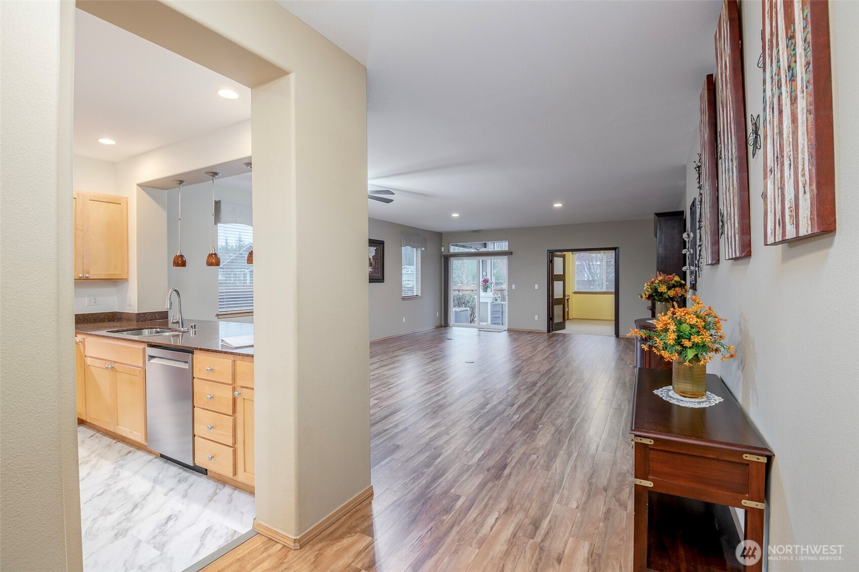 8494 Bainbridge Loop Northeast Lacey, WA 98516 - Photo 2 of 20