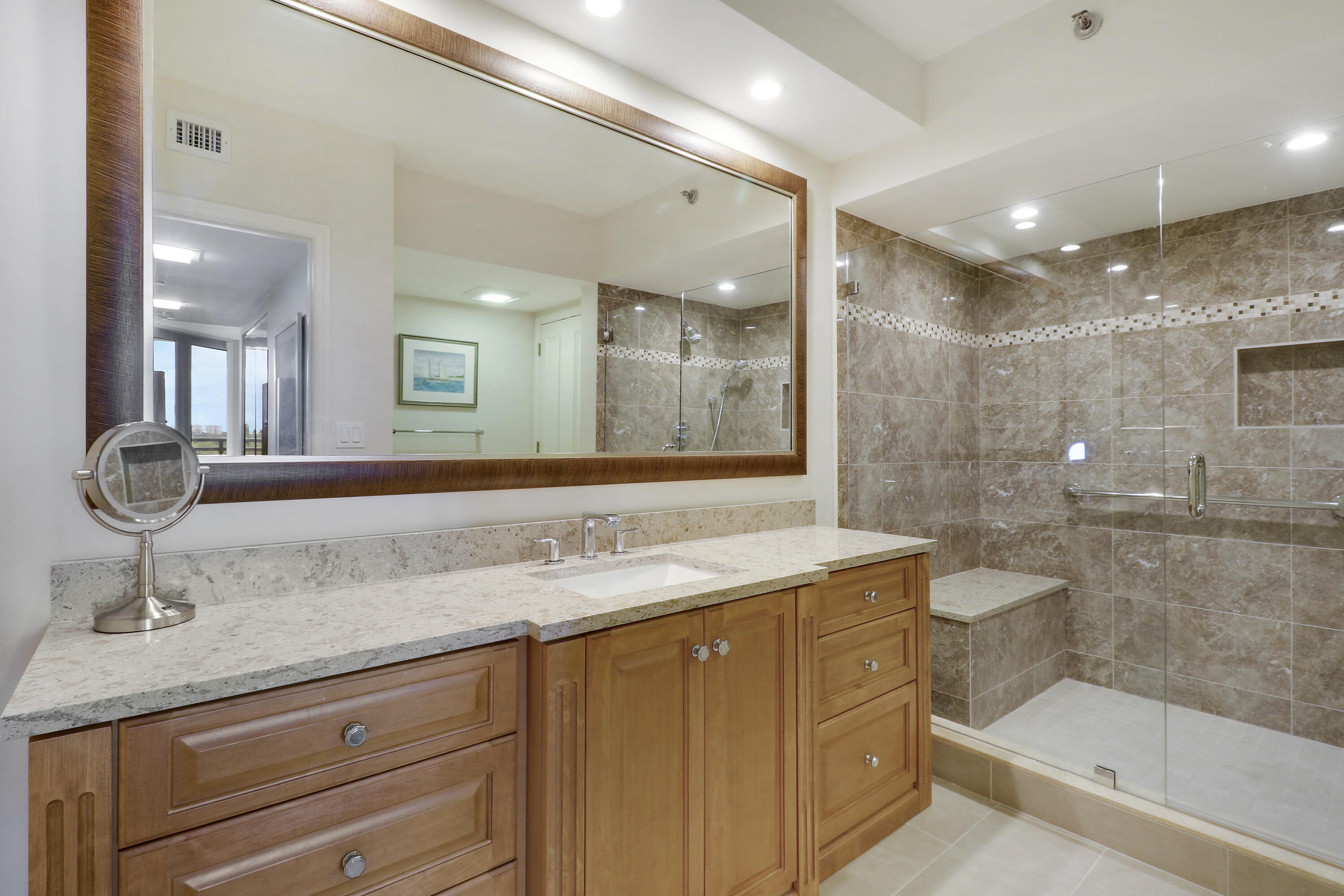3322 Casseekey Island Road, Unit 604 Jupiter, FL 33477 - Photo 25 of 55 Primary Bath