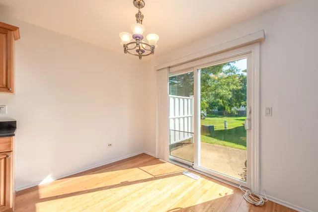 $2,290 | 278 Nantucket Harbor, Schaumburg, IL 60193