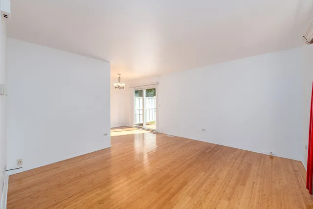 $2,290 | 278 Nantucket Harbor, Schaumburg, IL 60193