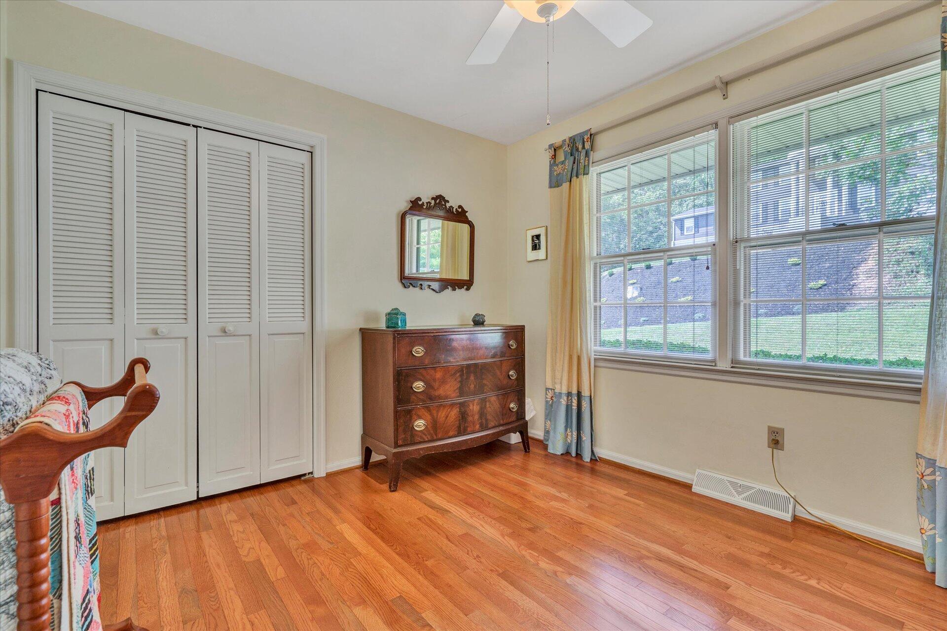 7007 Crown Road Roanoke, VA 24018 - Photo 21 of 35 21-DSC3025