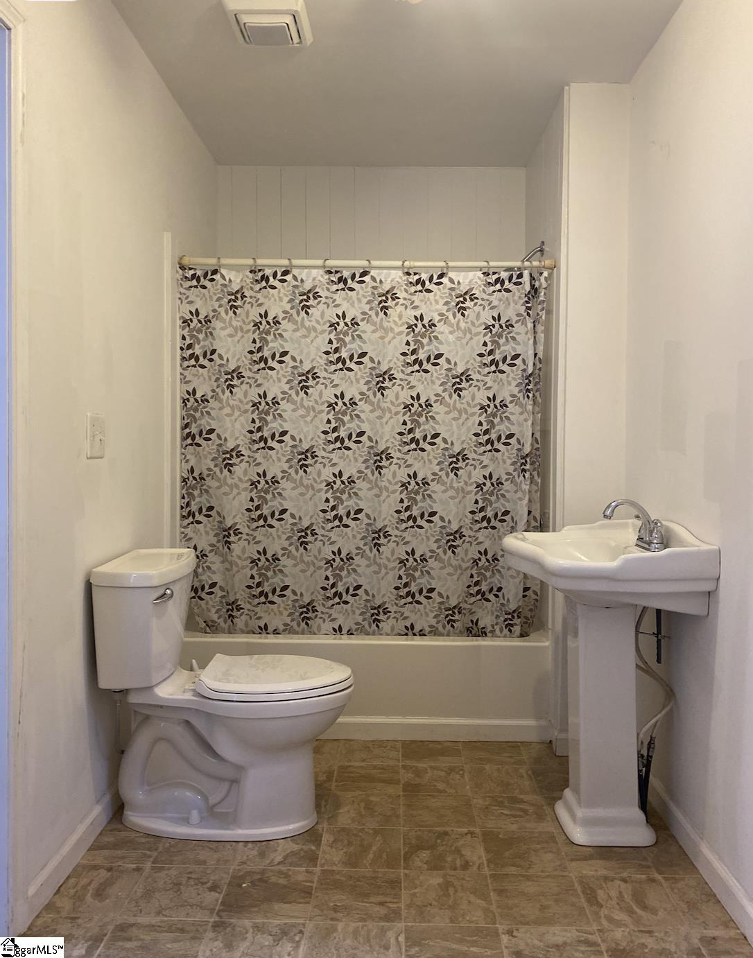 143 Marler Road Gray Court, SC 29645 - Photo 23 of 28