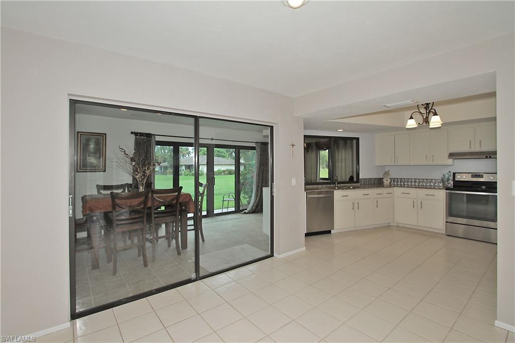 111 Round Key Circle, Unit E8 Naples, FL 34112 - Photo 9 of 23 Gallery Image 9