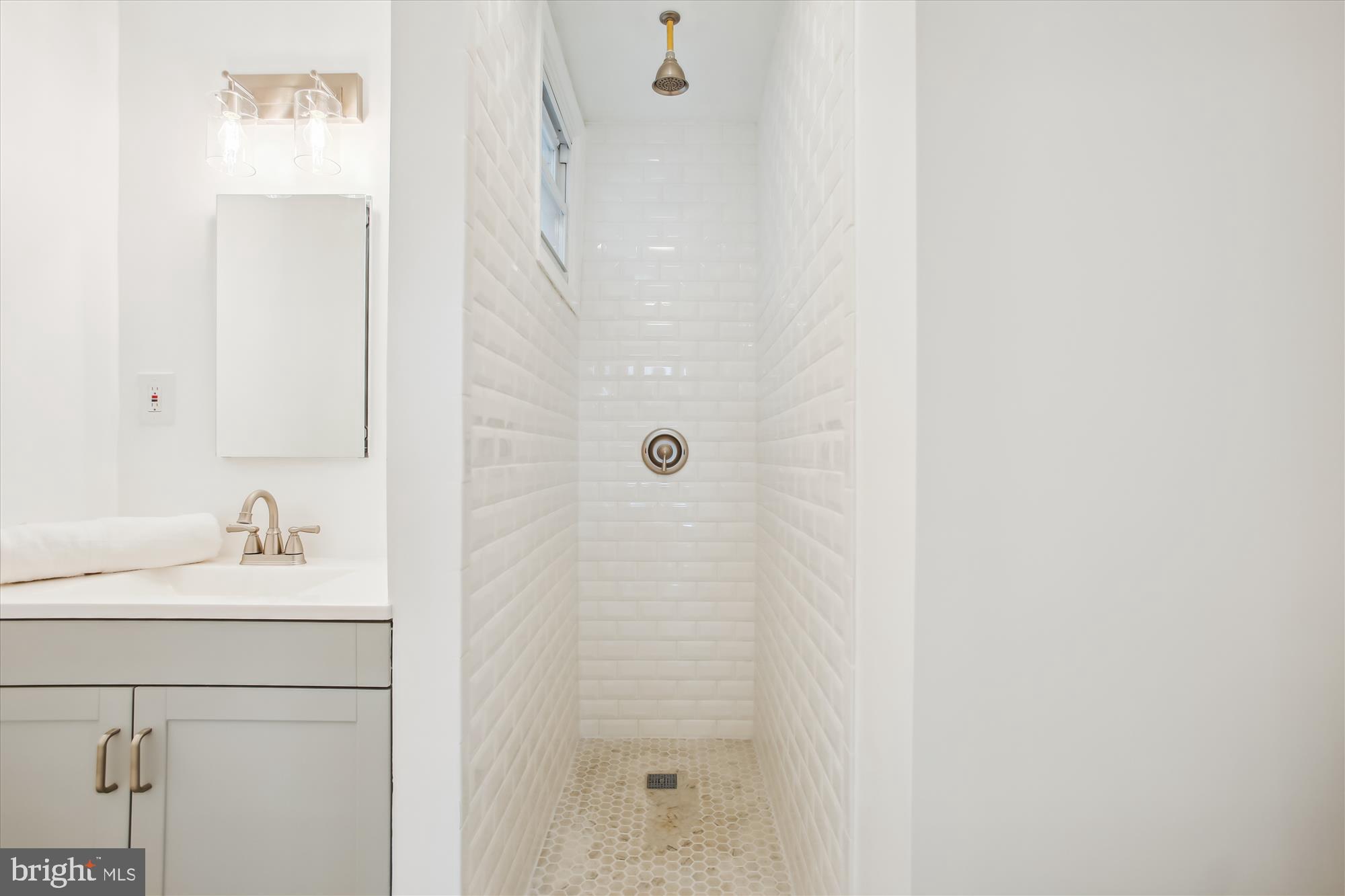 1911 C Street Northeast Washington, DC 20002 - Photo 22 of 40