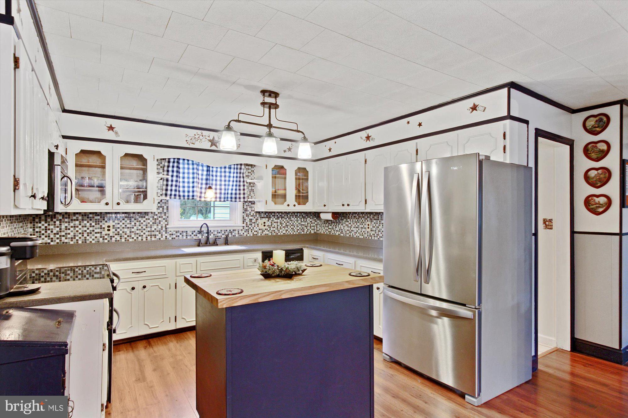 120 East Canal Road York, PA 17404 - Photo 7 of 27 Gallery Image 7