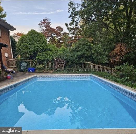 1636 Crestlyn Road York, PA 17403 - Photo 24 of 32