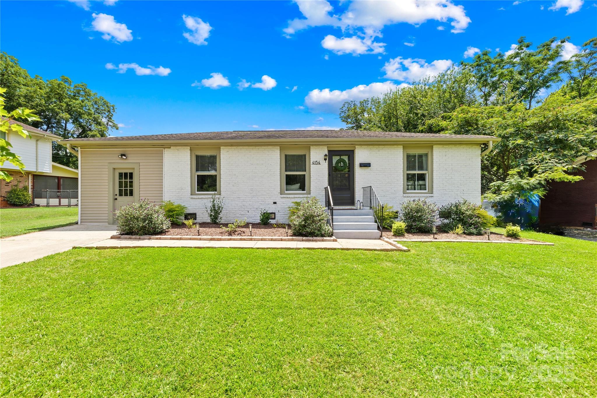 4134 Firethorne Road Charlotte, NC 28205 - Photo 1 of 26 Gallery Image 1