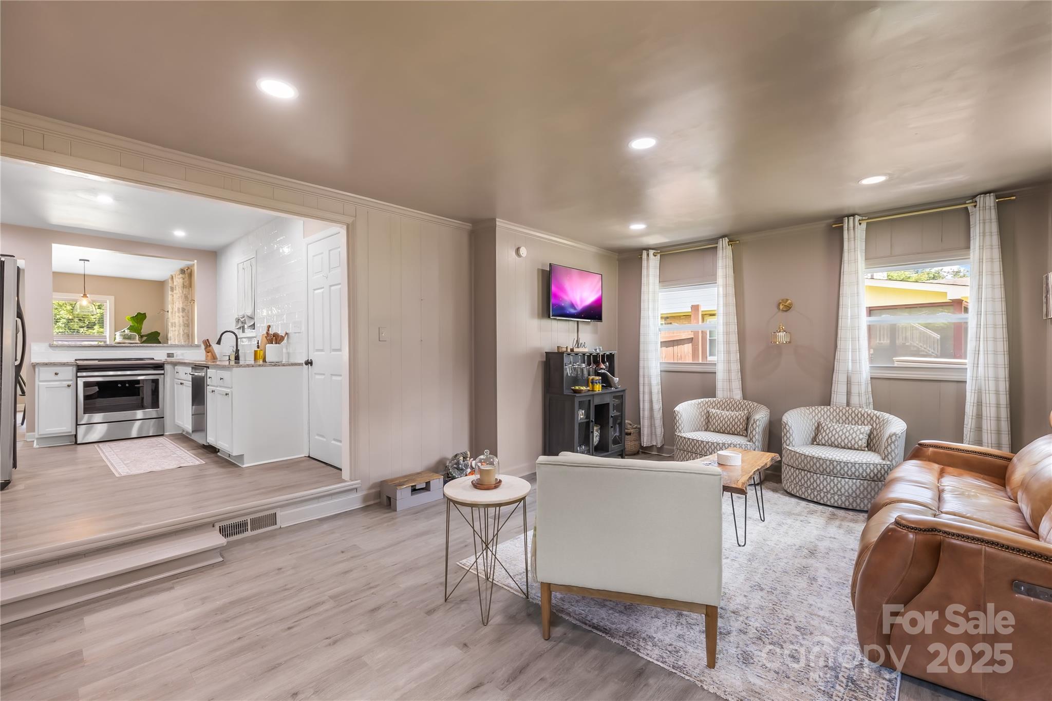 4134 Firethorne Road Charlotte, NC 28205 - Photo 11 of 26 Gallery Image 11