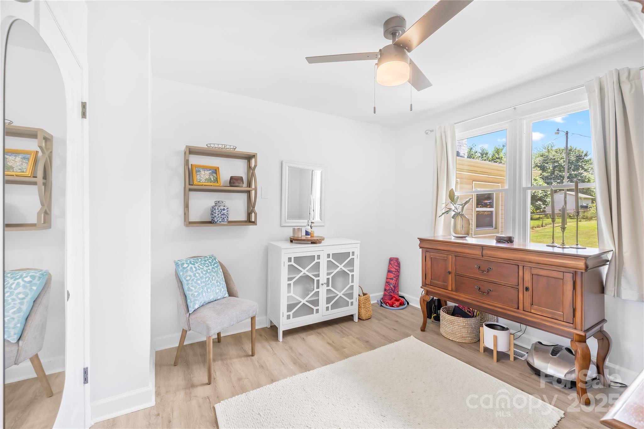 4134 Firethorne Road Charlotte, NC 28205 - Photo 17 of 26 Gallery Image 17